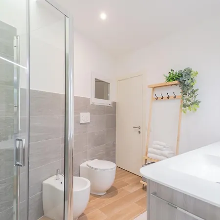 Panorama By Rent * Como